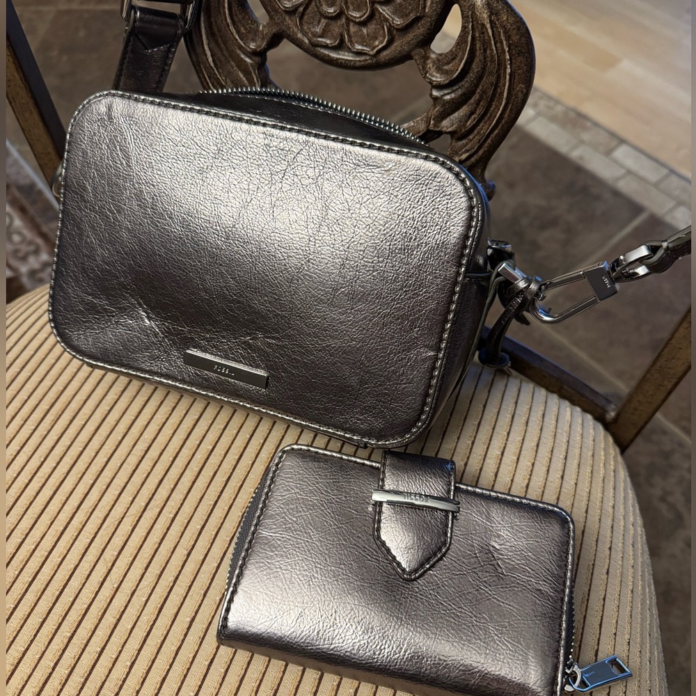 Fossil Metallic Silver Crossbody Bag and Wallet Set